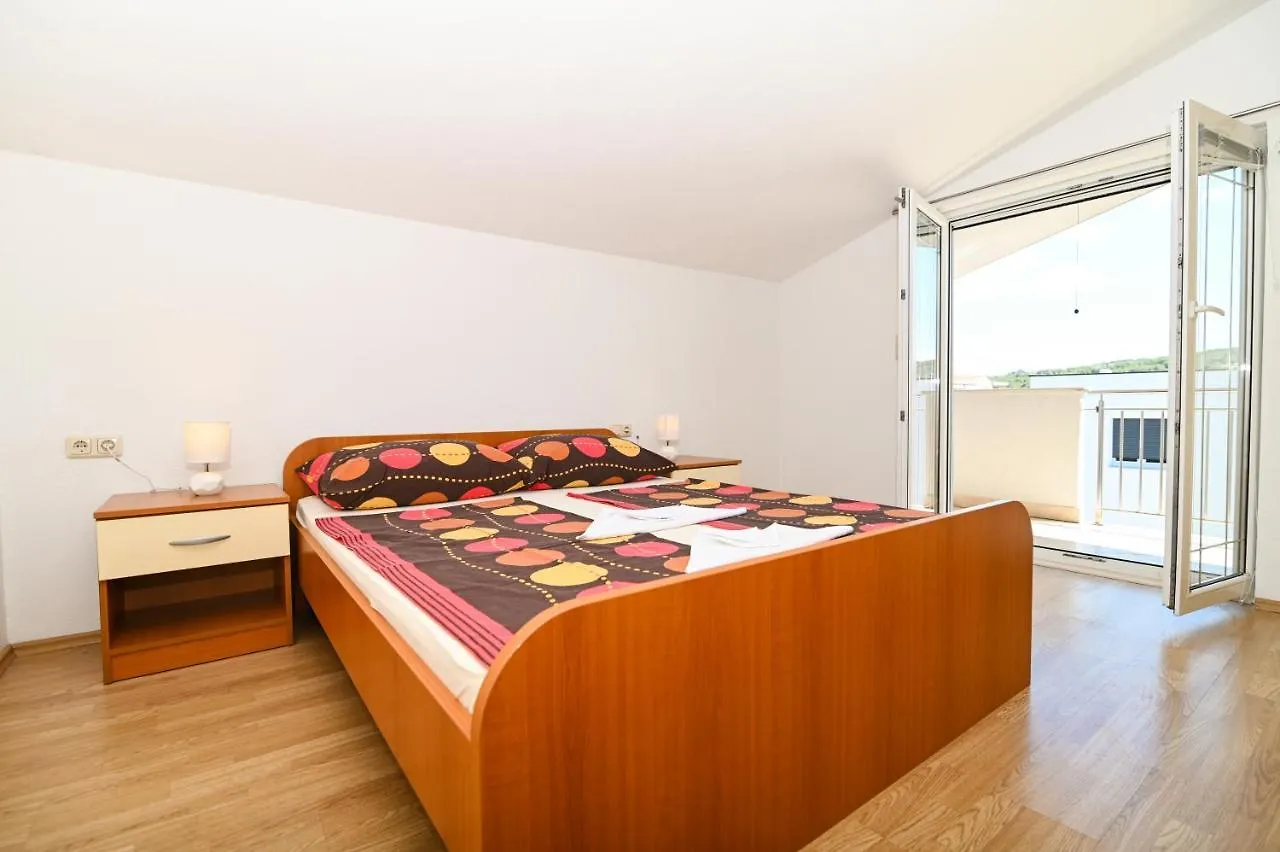 Apartmani Adria Trogir