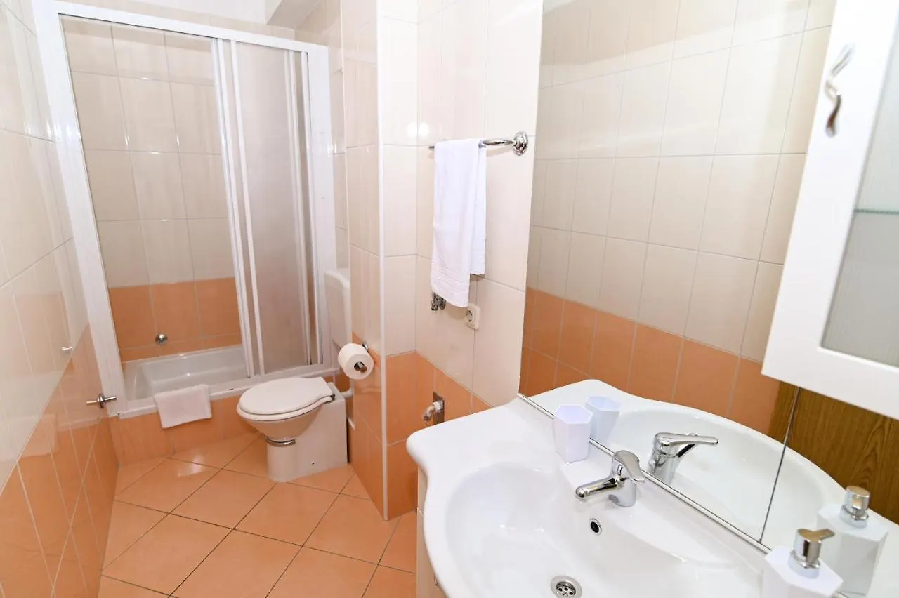 Apartmani Adria Trogir 0*,  Chorwacja