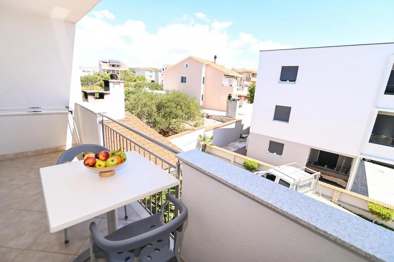 Apartmani Adria Trogir